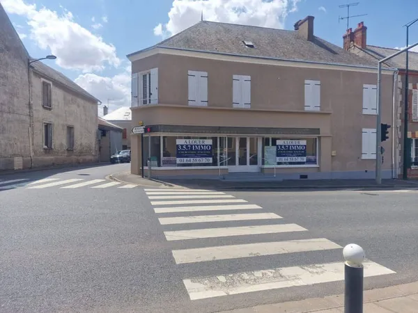 Local commercial 96 m²