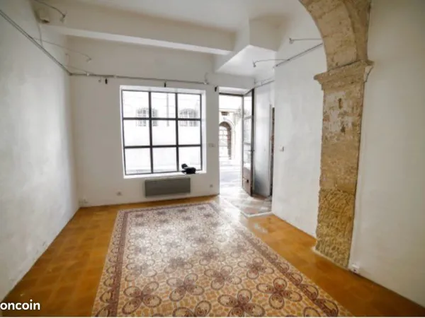 A vendre murs local commercial cucuron