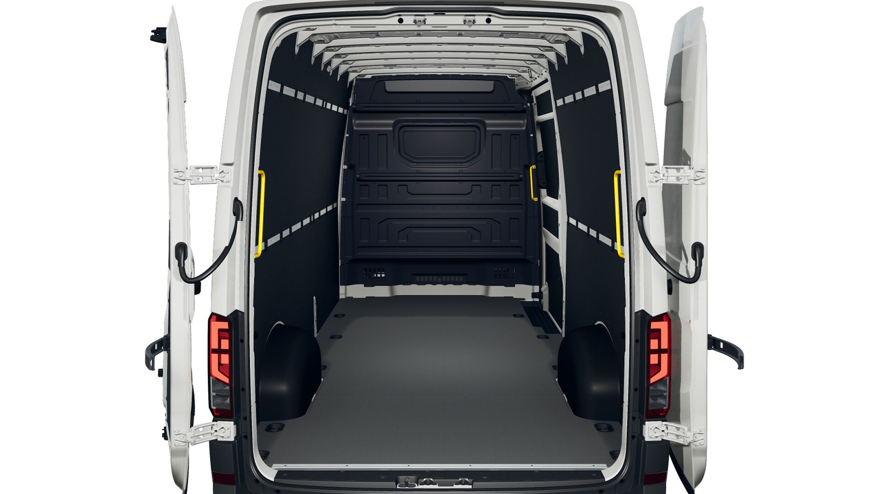 Volkswagen Utilitaires CRAFTER VAN 35 L4H3 2.0 TDI 177 CH BVA8 — photo 4