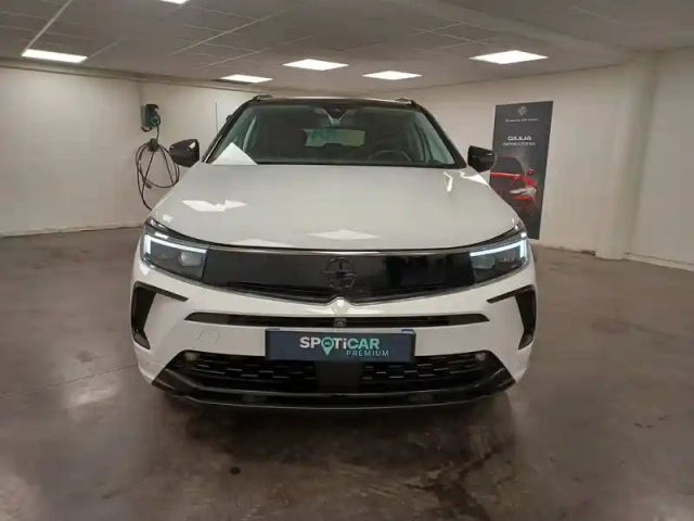 Opel Grandland hybrid 300 ch awd bva8 — photo 40