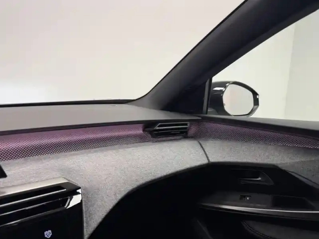 Peugeot 5008 plug-in hybrid 195 e-dcs7 — photo 43