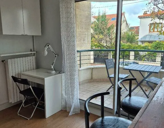Studio 1 pièce 17 m²