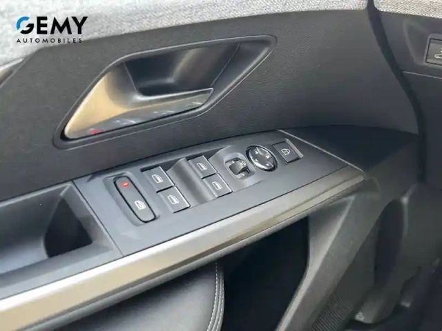 Peugeot 3008 electrique 230 ch grande autonomie 97 kwh — photo 39
