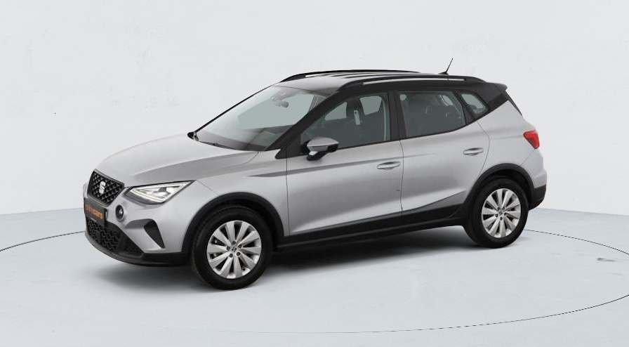 Seat Arona — photo 2