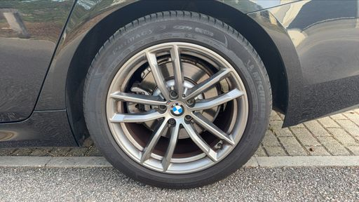 BMW Serie 5 Touring 520i 184 BVA8 - M Sport – 2021 – 73847 km – Essence – Boîte Automatique — photo 12