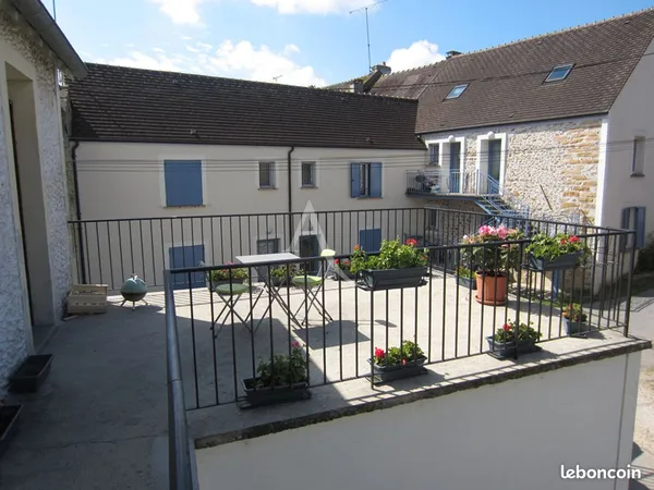 Studio 1 pièce 26 m²