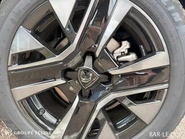 Peugeot 208 e- 136ch 50 kwh envy — photo 11