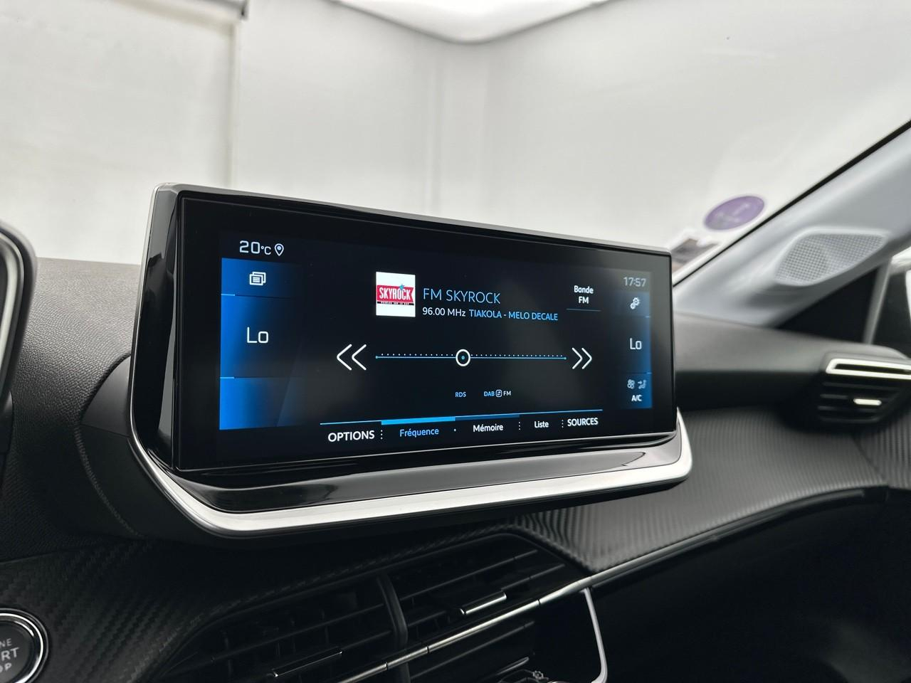 Peugeot 208 puretech 100 s&s eat8 allure pack — photo 22