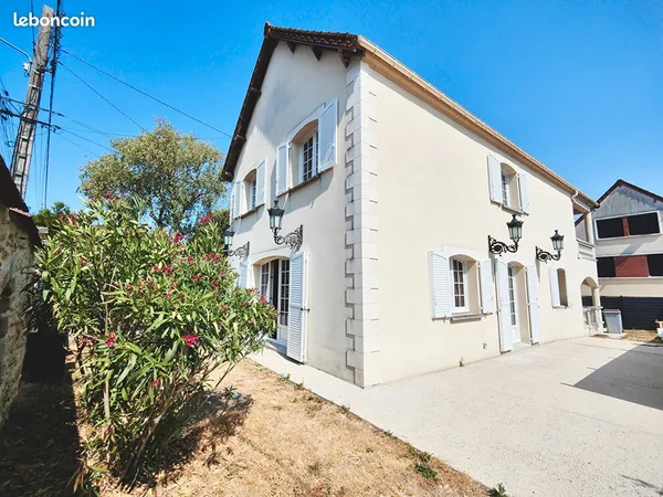 Maison 4 pièces 164 m²