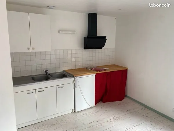 F2 appartement trudaine delille