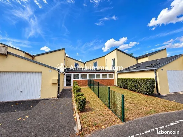Local commercial 62 m² Bondoufle