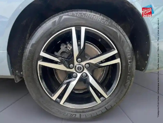 Volvo Xc60 t8 awd recharge 310 + 145ch r-design geartronic — photo 10