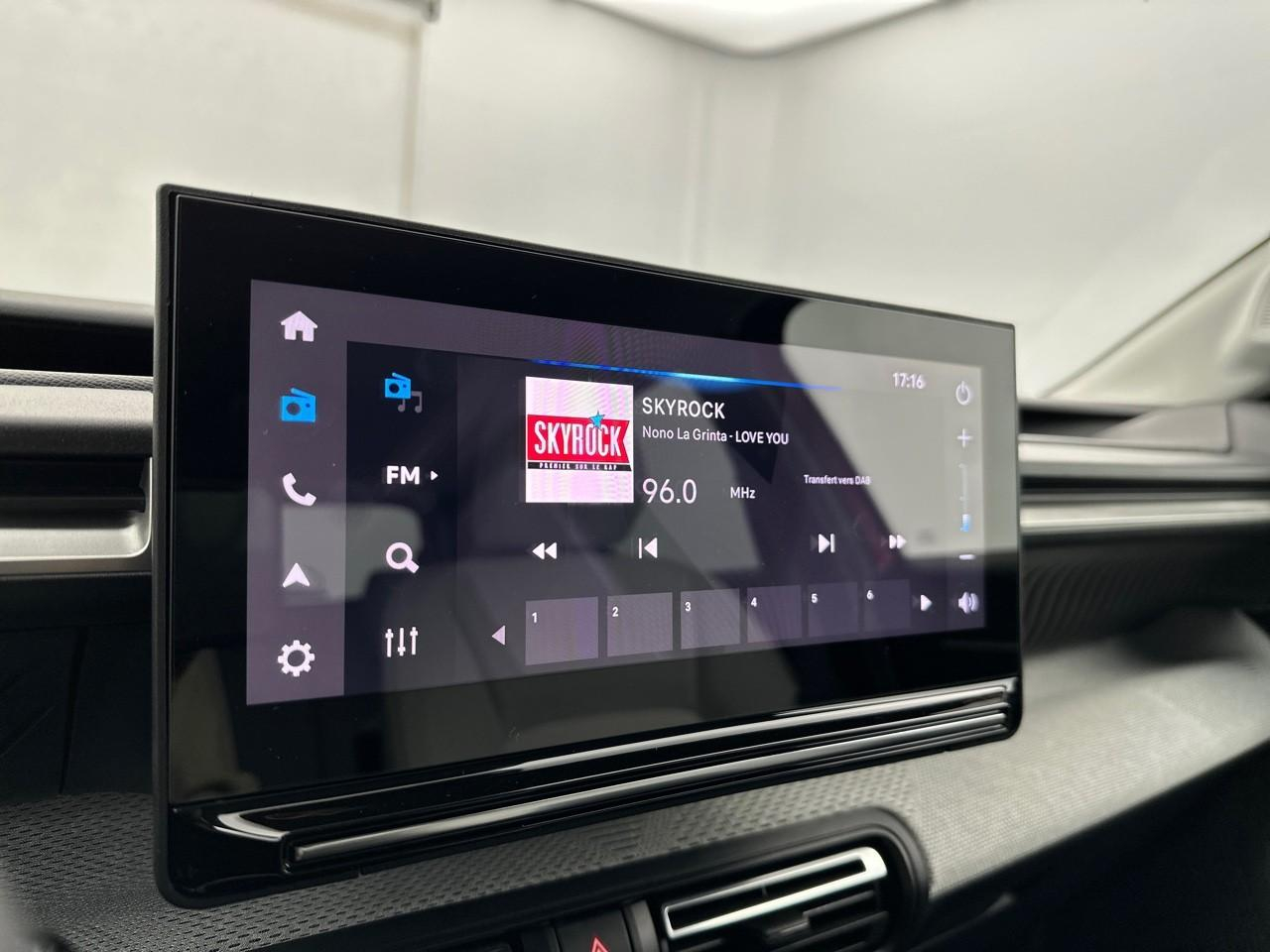 Citroën C3 e-c3 113 ch max — photo 22