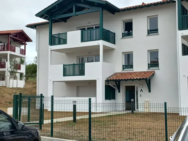 À LOUER - Mouguerre - T4 neuf de 80 m² avec loggia