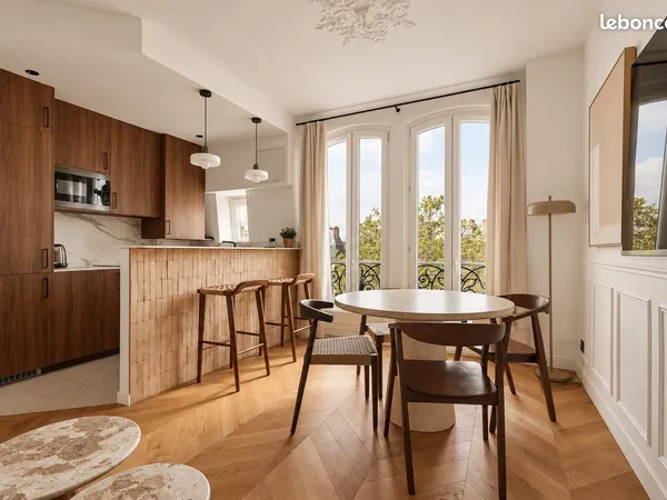 Dernier étage Pereire 2 pièces 38 m² rénové par architecte Paris 17e