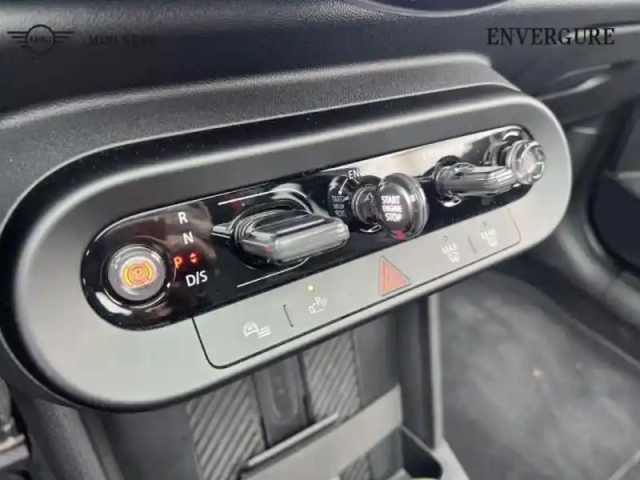 Mini Cooper 3 portes s 204ch jcw dkg7 — photo 15
