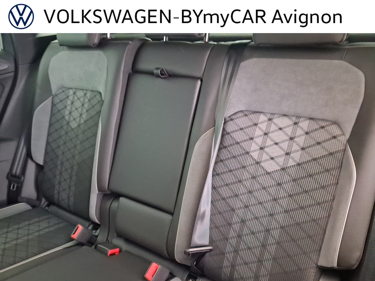 Volkswagen Tiguan 2.0 TDI 150ch DSG7 — photo 24