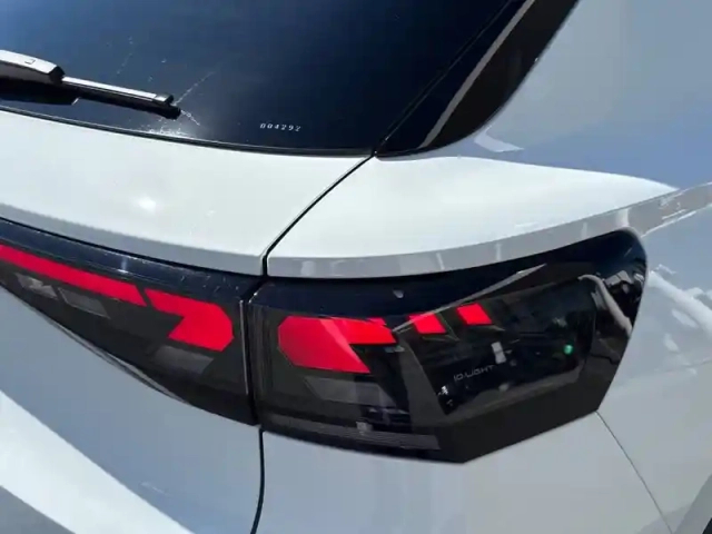 Volkswagen T-Roc 1.5 etsi evo2 hybrid 150 ch dsg7 — photo 26