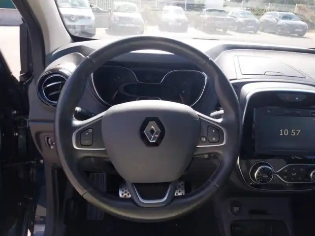 Renault Captur tce 130 fap — photo 42