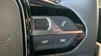 Peugeot 2008 1.2 PureTech 130ch S&S Allure EAT8 — photo 25