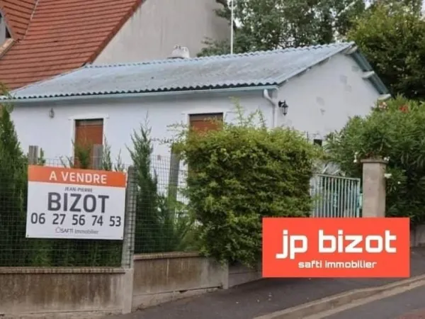 Maison de plain pied de 3 pieces sur 330 m² agrandissement possible