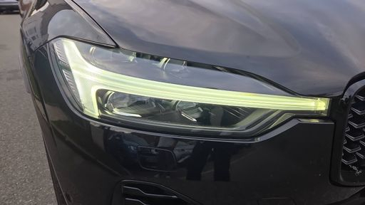 Volvo XC60 T6 Recharge 2.0 Ti 253 Plug in Hybrid 145 AWD Geartronic8 - Plus Style Dark – 2024 – 42063 km – Hybride rechargeable – Boîte Automatique — photo 29