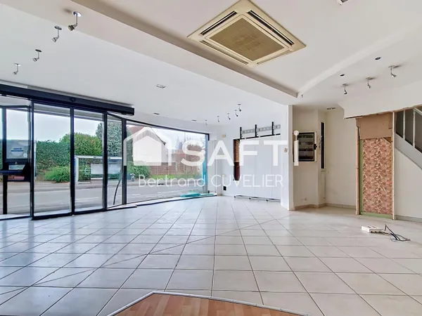 Immeuble 172 m² avec local commercial 104 m² à Quesnoy-sur-Deûle