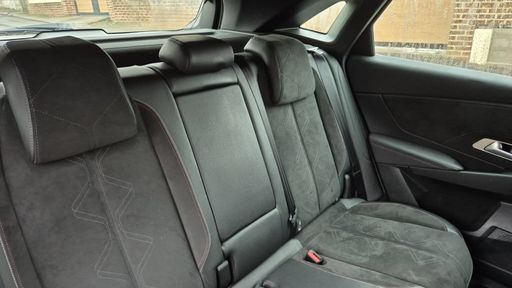 DS DS7 Crossback 1.5 BlueHDi 130 - Performance Line – 2019 – 154936 km – Diesel – Boîte Manuelle — photo 18
