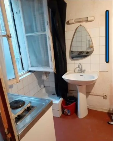 Studio proximité gare St scharles