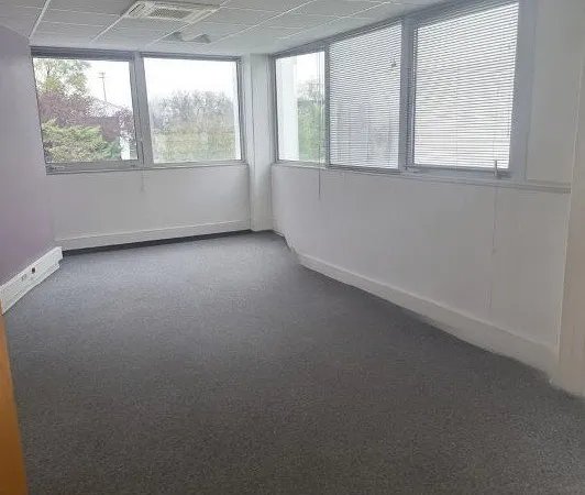 Bureau et espace de travail Location Colomiers 201m² 3292€