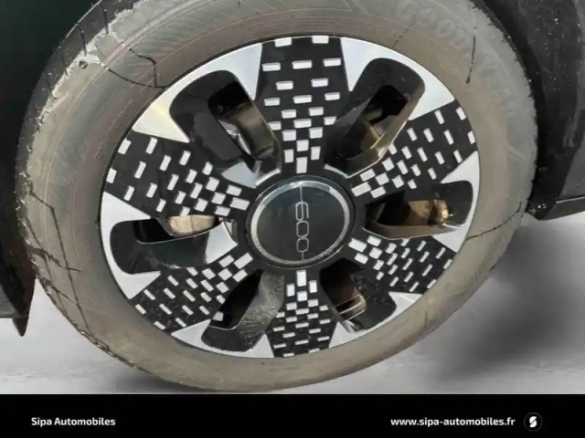 Fiat 600 t-gen 3 1.2 hybrid 110ch edct6 — photo 11