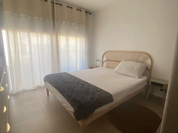 Loue chambre+salle d'eau+coin cuisine