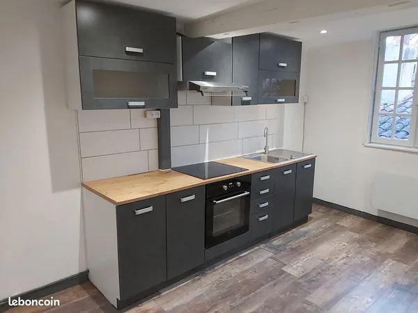 Immeuble 13 pièces 220 m²