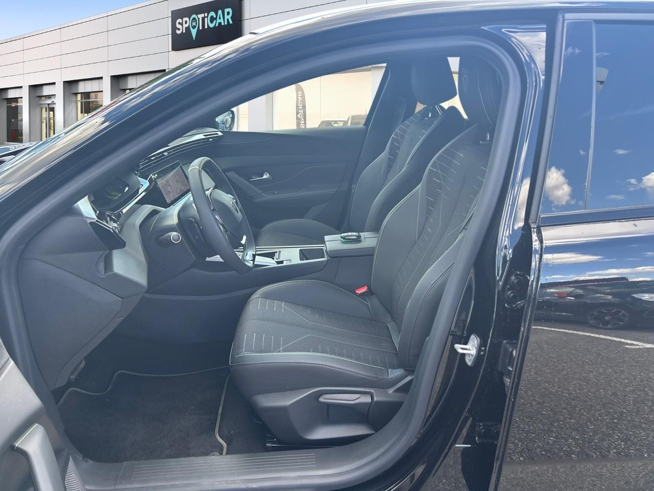 Peugeot 408 hybrid 145ch gt e-dcs6 — photo 9