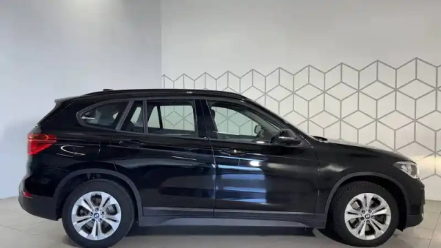 Bmw X1 xdrive 25e 220 ch bva6 — photo 5