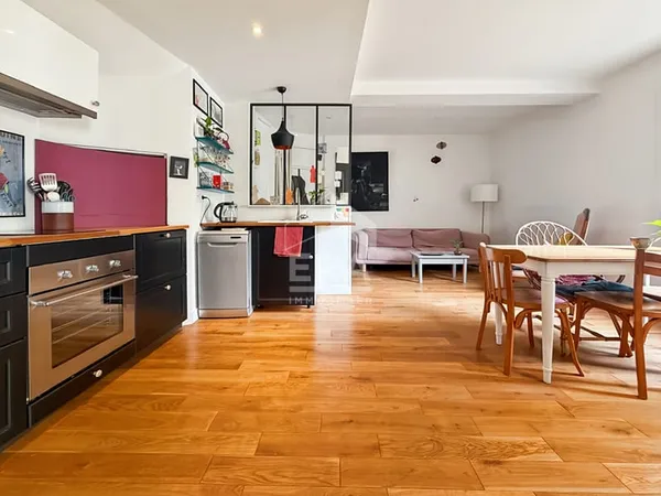 Appartement 2 pièces Bas Montreuil limite Vincennes