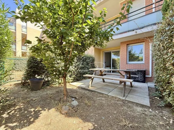 Studio 1 pièce 26 m²