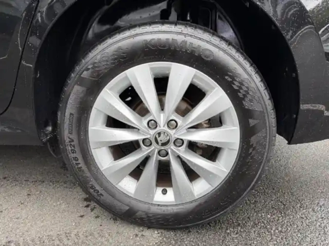Skoda Kamiq 1.0 tsi evo 110ch ambition — photo 4