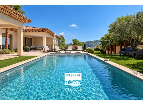 Villa 7 pièces 280 m²