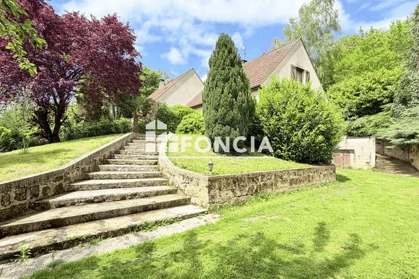 Maison 6 pièces 100 m²