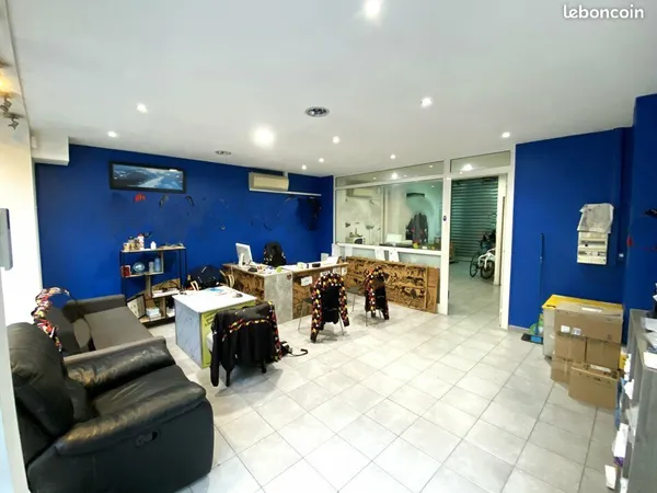 LOCAL COMMERCIAL 52 m² NICE