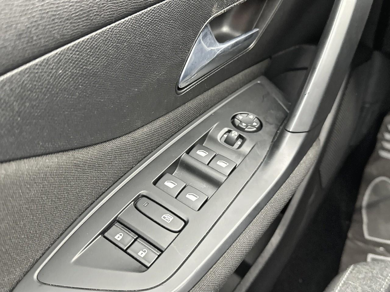 Peugeot 308 bluehdi 130ch s&s bvm6 active pack — photo 15