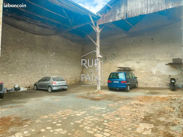 Immeuble 292 m²