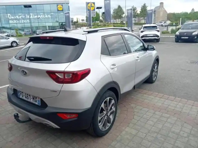 Kia Stonic 1.0 t-gdi 100ch isg design euro6d-t — photo 3
