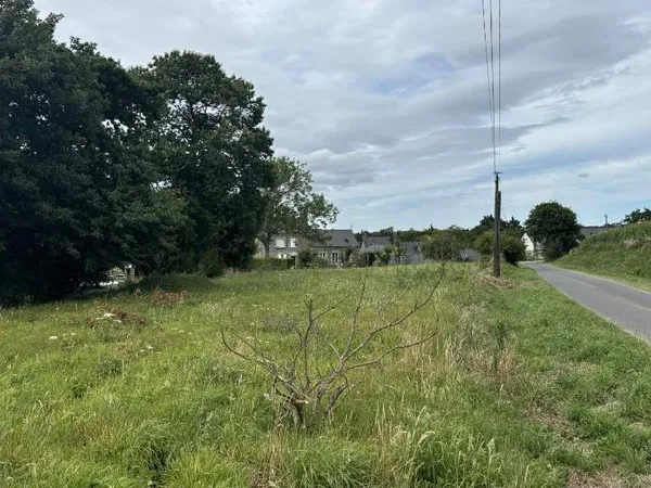 Terrain 880 m²
