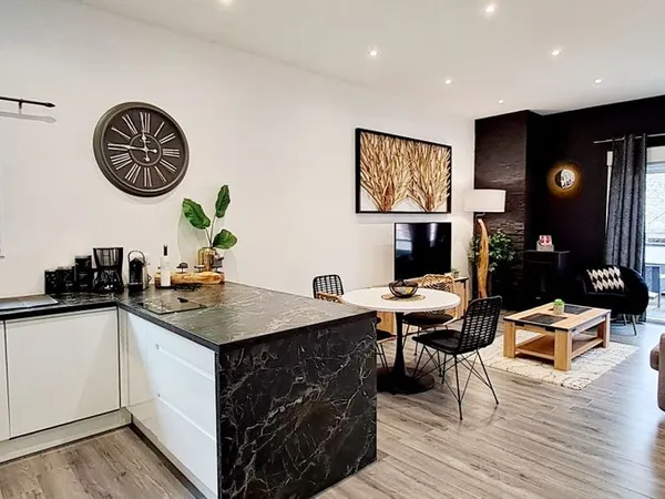 T2 55m² meublé+++/Résidence CALME/place parking privée/grand BALCON/petite cave