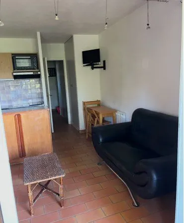 T2 30 m2 meublé, clim, balcon vue mer