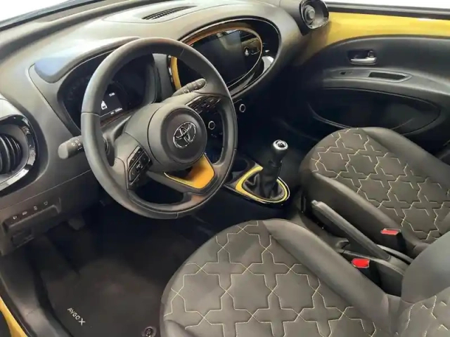 Toyota Aygo X 1.0 vvt-i 72ch collection my23 — photo 14