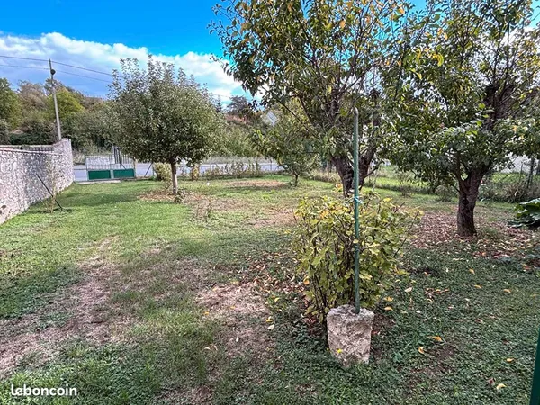 Terrain 443 m² SOUPPES SUR LOING