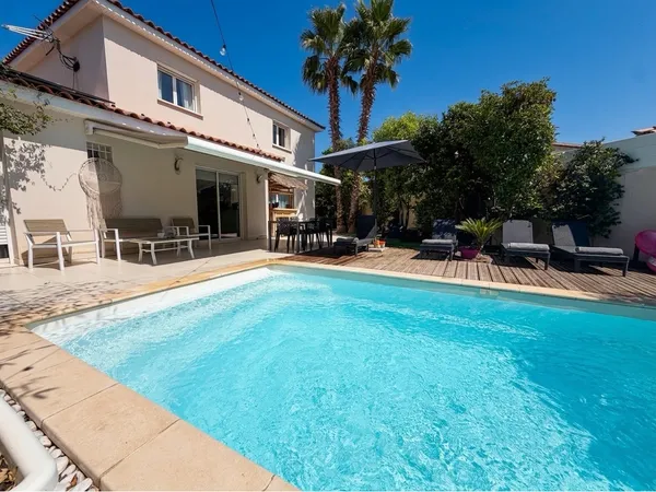 Vends maison lumineuse